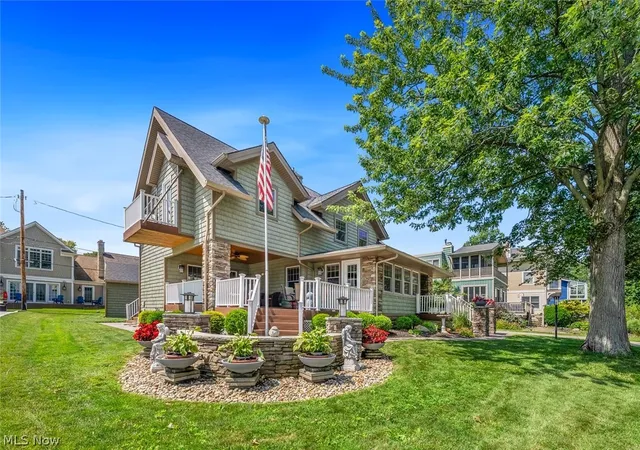 3rd image of 25021 Lakeview Dr, Bay Village, OH 44140 | MLS# 5227032
