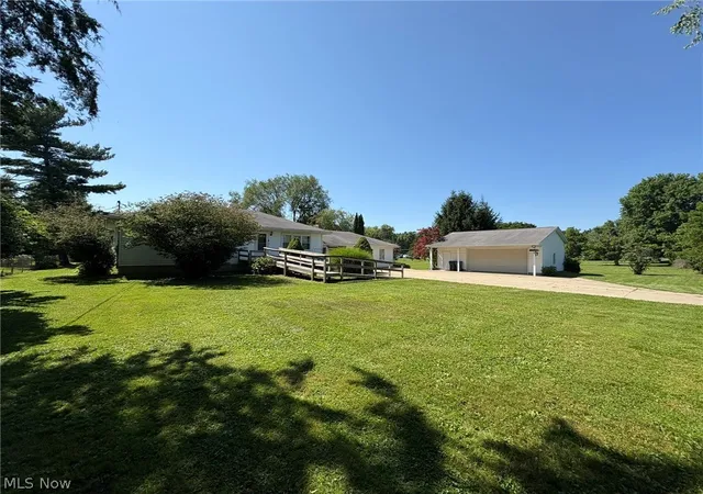 Homes for sale in Vermilion, OH | 2140 Claus Rd, Vermilion, OH 44089 | MLS# 5227117