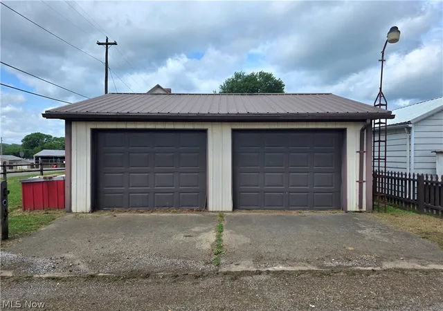 11th image of 2380 S Lawn Ave, Coshocton, OH 43812 | MLS# 5217494