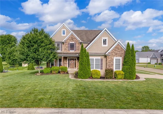 2nd image of 12504 Estate Ave Nw, Uniontown, OH 44685 | MLS# 5226995