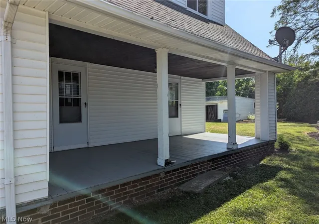 3rd image of 362 E 214Th St, Euclid, OH 44123 | MLS# 5227232