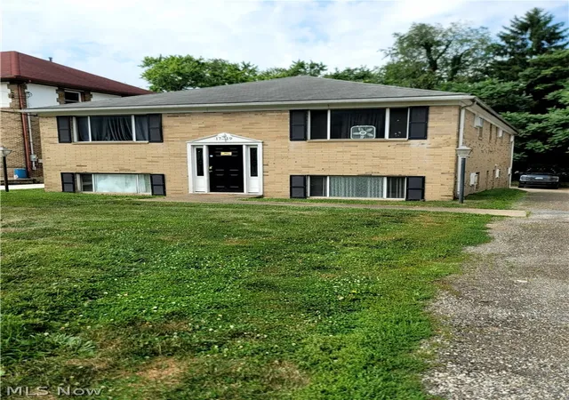 Photo 4 of House for sale at 1719 Fulton Rd NW, Canton, OH 44703 | MLS# 5226427 | Listing updated on 2026-07-26