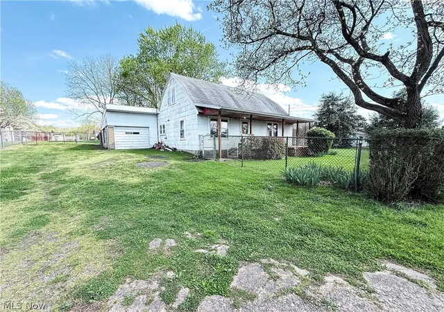 1st image of 2504 12th St, Vienna, WV 26105 | MLS# 5226669
