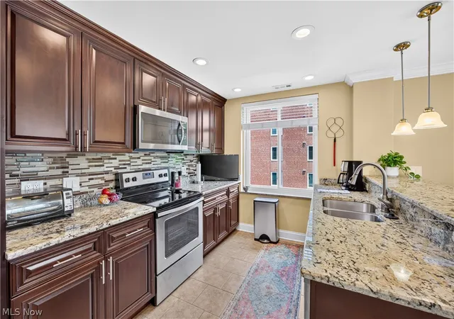 2nd image of 19425 Van Aken Blvd #302, Shaker Heights, OH 44122 | MLS# 5224931