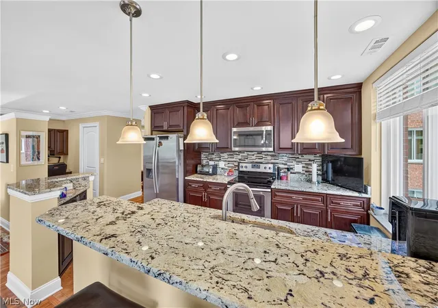 3rd image of 19425 Van Aken Blvd, Shaker Heights, OH 44122