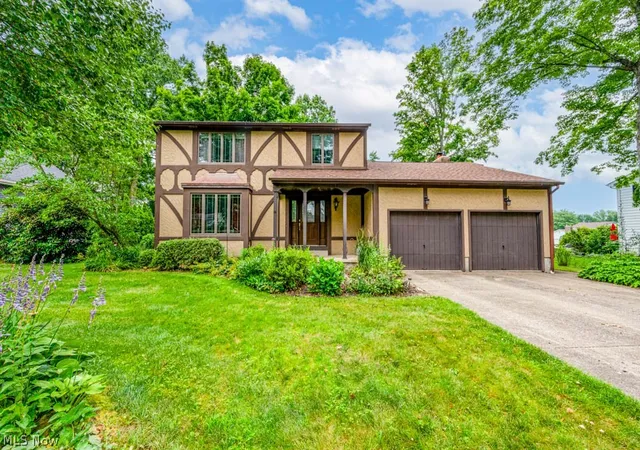 1st image of 8402 Weathered Wood Trl, Youngstown, OH 44514 | MLS# 5226793