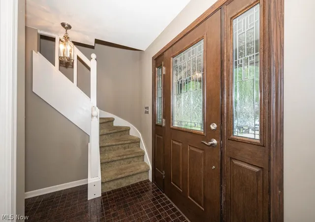 2nd image of 8402 Weathered Wood Trl, Youngstown, OH 44514 | MLS# 5226793