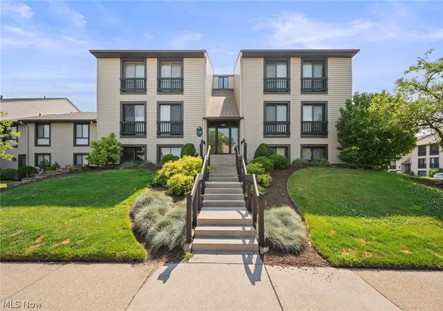1st image of 6300 Greenwood Pkwy #406, Northfield, OH 44067 | MLS# 5226979