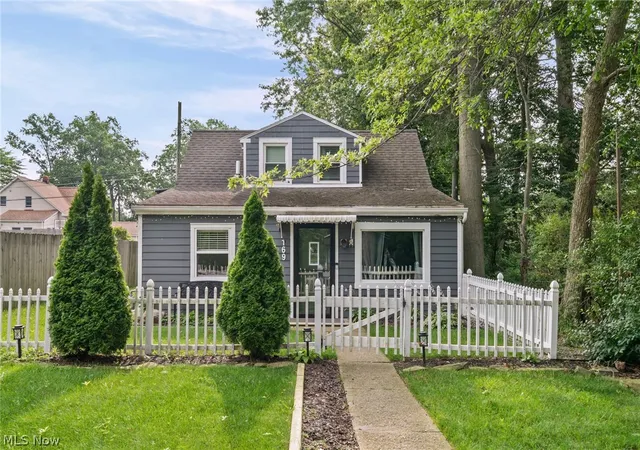 Photo 5 of Sale Pending at 169 Lear Rd, Avon Lake, OH 44012 | MLS# 5226486 | Listing updated on 2026-07-28