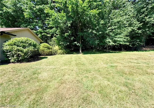 3rd image of 11106 Blodgett Creek Trl, Strongsville, OH 44149 | MLS# 5227176