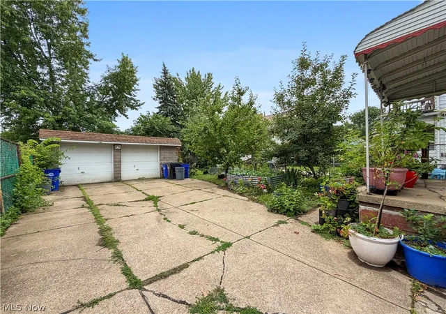 Photo 3 of House for sale at 3711 Daisy Ave, Cleveland, OH 44109 | MLS# 5225537 | Listing updated on 2026-07-14