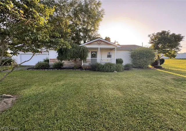 1st image of 89 Beard St, Frazeysburg, OH 43822 | MLS# 5227172