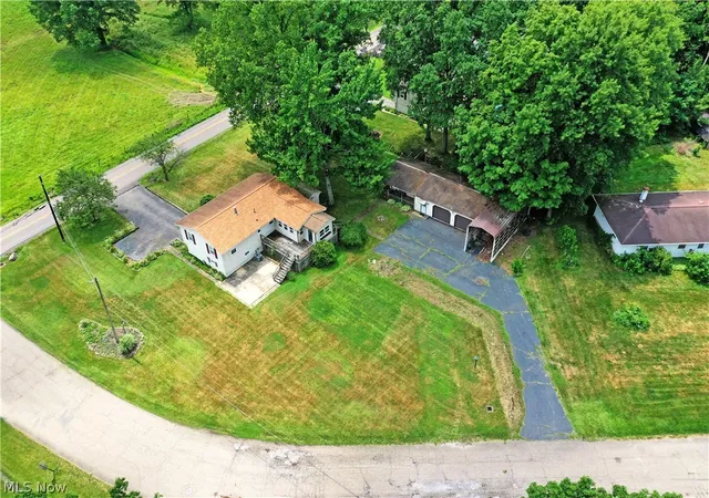 Homes for sale in Newton Falls, OH | 3592 Carson Salt Springs Rd, Newton Falls, OH 44444 | MLS# 5227078