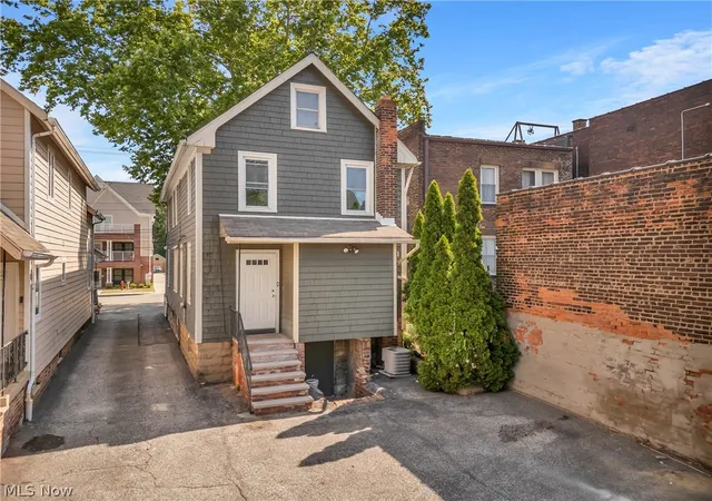 Photo 3 of Single family home for sale at 2186 Cornell Rd, Cleveland, OH 44106 | MLS# 5227022 | Listing updated on 2026-08-28