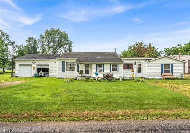 1st image of 550 Oak St, Jefferson, OH 44047 | MLS# 5227155