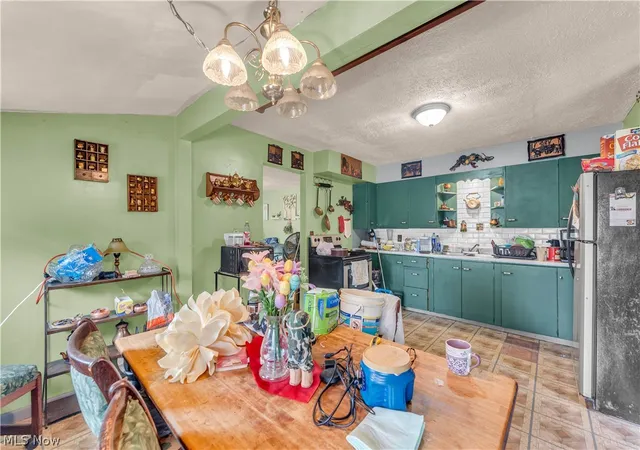3rd image of 550 Oak St, Jefferson, OH 44047 | MLS# 5227155