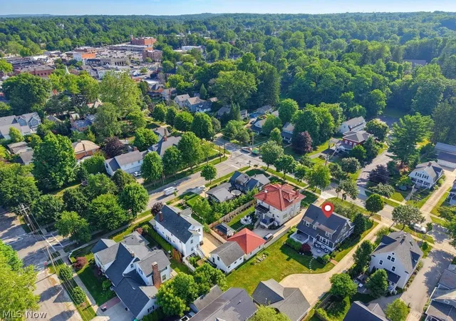 5th image of 104 S Franklin St, Chagrin Falls, OH 44022 | MLS# 5227367