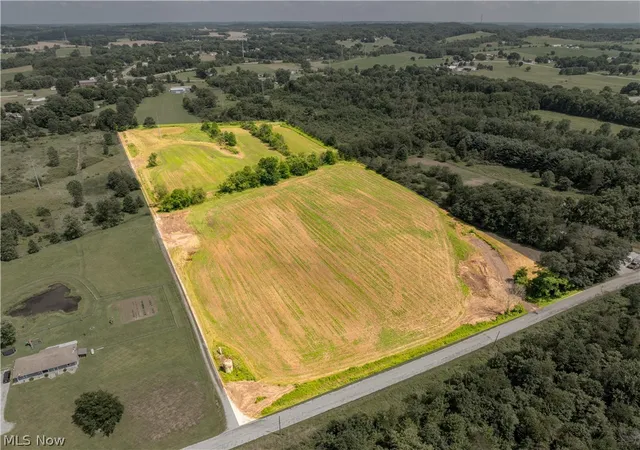 1st image of Sherr Ave Se, Canton, OH 44707 | MLS# 5227194