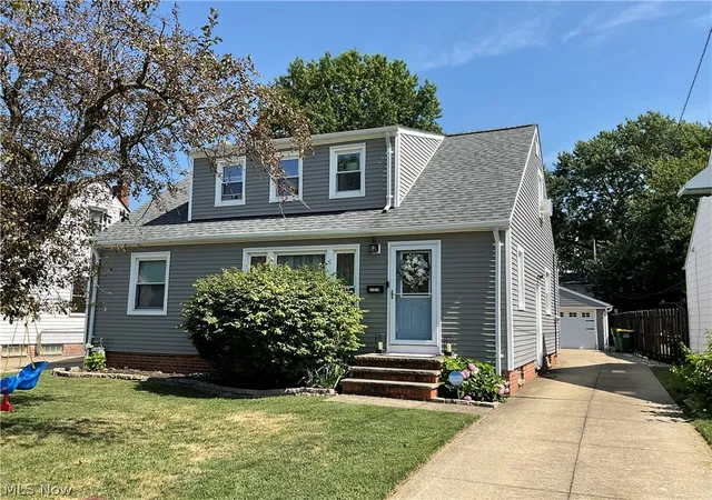 Homes for sale in Willowick, OH | 31910 Dickerson Rd, Willowick, OH 44095 | MLS# 5227334