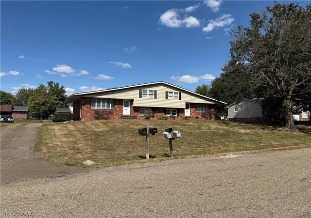 1st image of 6640 Palmer Dr Nw, Canton, OH 44718 | MLS# 5227404