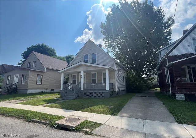 Photo 3 of Single family home for sale at 3551 W 67th Street, Cleveland, OH 44102 | MLS# 5223501 | Listing updated on 2026-07-14