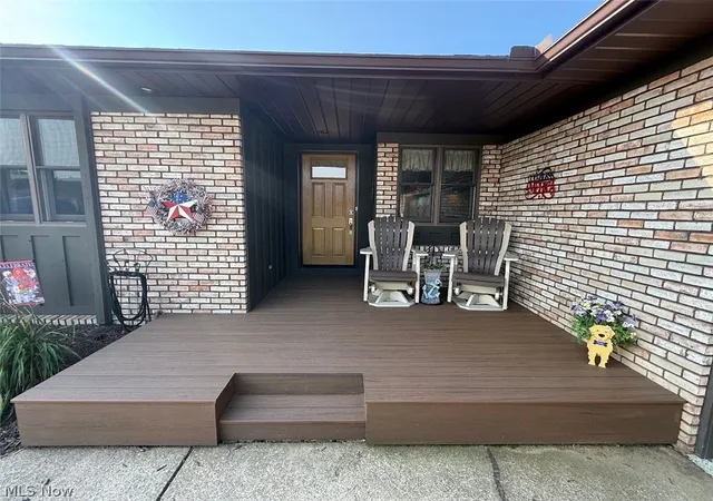 3rd image of 112 Karns Dr, Dover, OH 44622 | MLS# 5227299