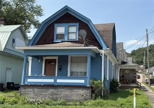 Photo 2 of Single family home for sale at 121 N 6th Street, Toronto, OH 43964 | MLS# 5227450 | Listing updated on 2026-07-23