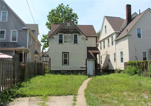 Photo 2 of House for sale at 3261 Scranton Rd, Cleveland, OH 44109 | MLS# 5227245 | Listing updated on 2026-08-05