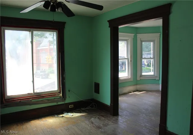 Photo 4 of House for sale at 3261 Scranton Rd, Cleveland, OH 44109 | MLS# 5227245 | Listing updated on 2026-08-05