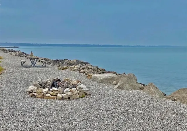 Homes for sale in Marblehead, OH | 459 N Lake Pine Drive, Marblehead, OH 43440 | Houzeo