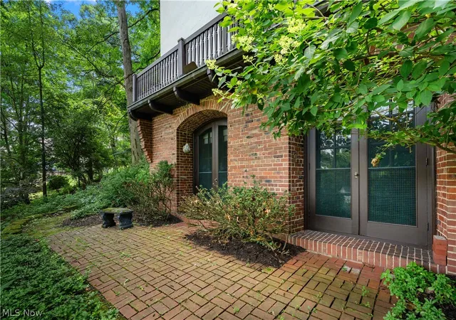 Photo 3 of Single family home for sale at 2421 Brentwood Rd NW, Canton, OH 44708 | MLS# 5223466 | Listing updated on 2026-08-05