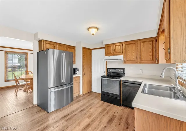 Photo 3 of Single family home for sale at 1846 Opal St, Louisville, OH 44641 | MLS# 5227386 | Listing updated on 2026-10-06