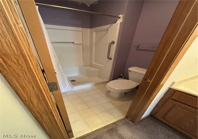 Listing Photo 2 - Condo for sale in building located at 35177 Greenwich Ave, North Ridgeville, OH 44039 - Unit #