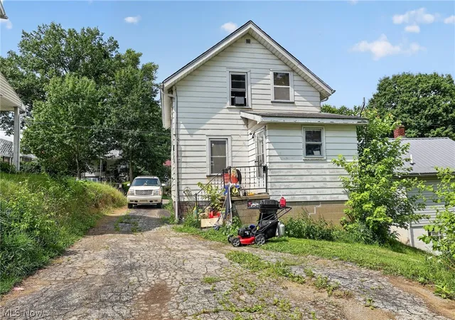 Homes for sale in Salem, OH | 357 W 5Th St, Salem, OH 44460 | MLS# 5227503