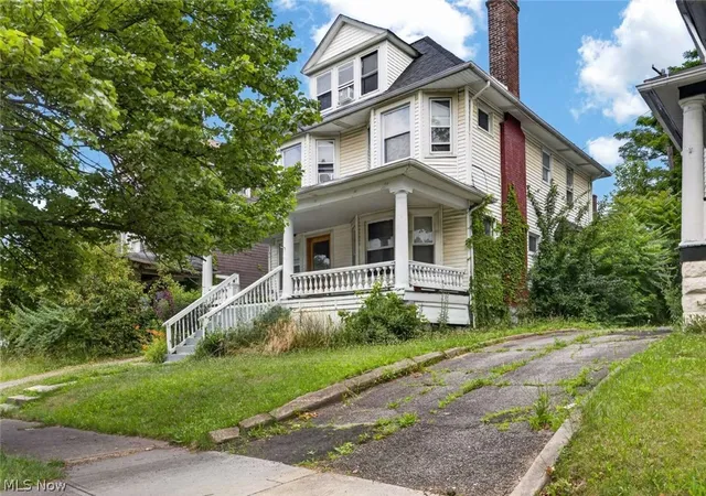 Photo 2 of Sale Pending at 1901 Wadena St, Cleveland, OH 44112 | MLS# 5226894 | Listing updated on 2026-08-03
