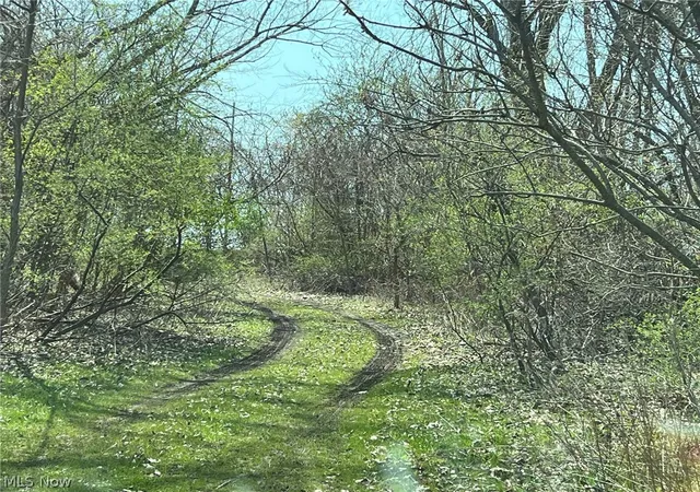 Photo 3 of Sale Pending at 4867 N Ridge Rd, Perry, OH 44081 | MLS# 5227506 | Listing updated on 2026-10-01