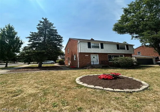 50th image of 4856 Edsal Dr, Lyndhurst, OH 44124 | MLS# 5227141