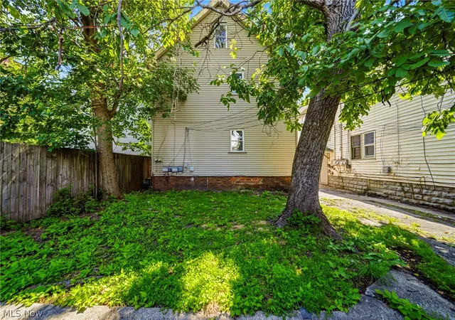 Homes for sale in Cleveland, OH | 2902 E 119th St, Cleveland, OH 44120 | MLS# 5222742