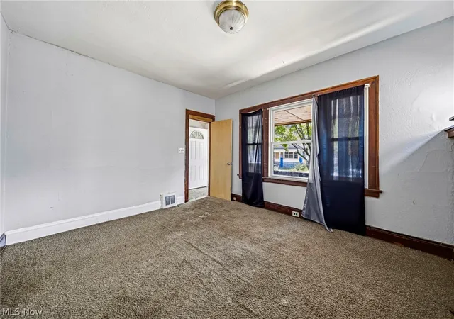 Homes for sale in Cleveland, OH | 2902 E 119Th St, Cleveland, OH 44120 | MLS# 5222742