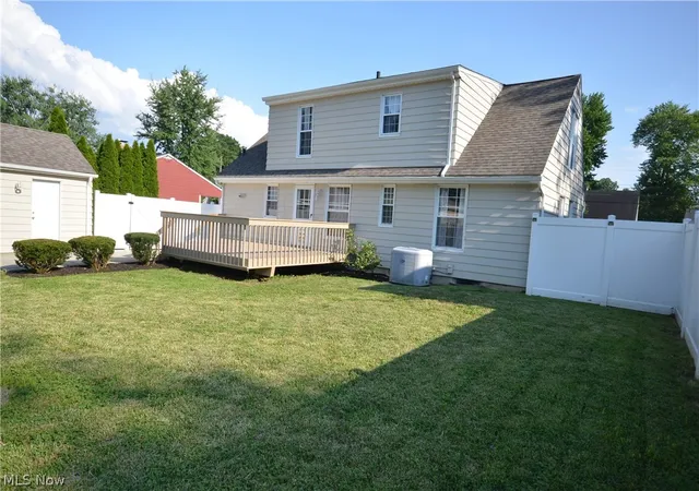 4th image of 2527 Carson Rd, Fairlawn, OH 44333 | MLS# 5227120