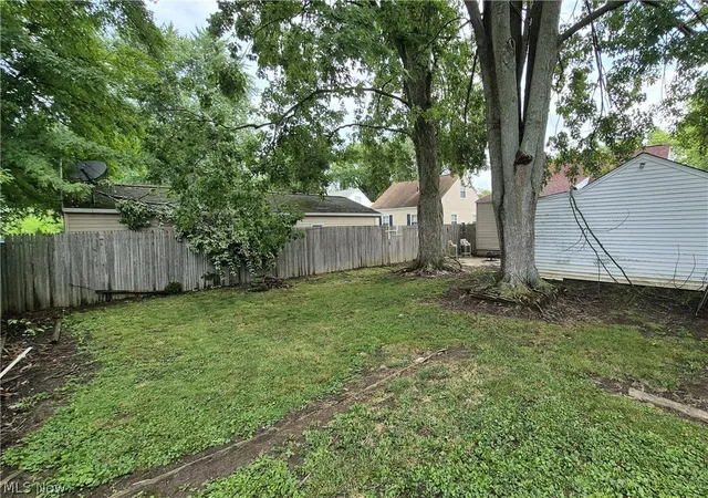 17th image of 513 Henry St, Elyria, OH 44035 | MLS# 5227326
