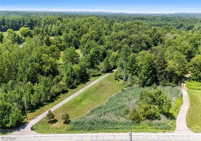 5th image of 8550 Old State Rd, Chardon, OH 44024 | MLS# 5227675