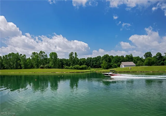 Photo 3 of Single family home for sale at 3965 Nelson Mosier Rd, Leavittsburg, OH 44430 | MLS# 5226019 | Listing updated on 2026-07-15