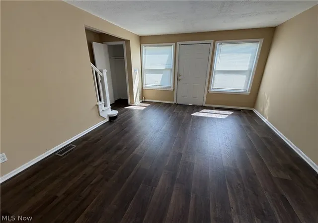 Photo 4 of Sale Pending at 1542 E 256th Street, Euclid, OH 44132 | MLS# 5225811 | Listing updated on 2026-09-23