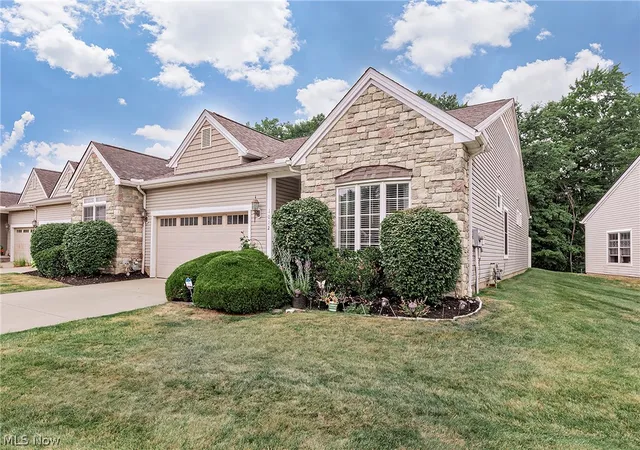 Photo 3 of Sale Pending at 1012 Cutters Crk Dr, Cleveland, OH 44121 | MLS# 5220235 | Listing updated on 2026-07-23