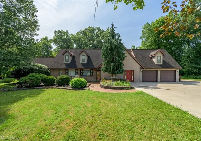 Photo 1 of Single family home for sale at 242 Elvira Ct, Mc Donald, OH 44437 | MLS# 5227654 | Listing updated on 2026-07-24