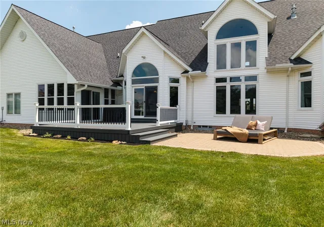 Photo 4 of Single family home for sale at 6356 Highland Green Dr, Medina, OH 44256 | MLS# 5227695 | Listing updated on 2026-07-29