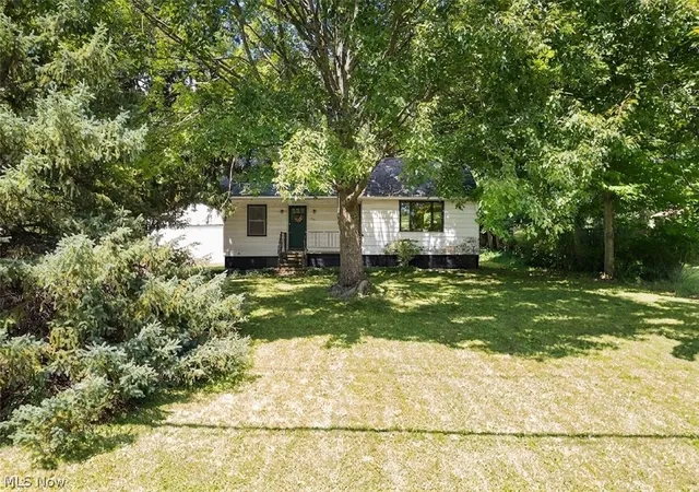 1st image of 353 Southeast Ave, Tallmadge, OH 44278 | MLS# 5222270