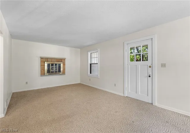 5th image of 353 Southeast Ave, Tallmadge, OH 44278 | MLS# 5222270