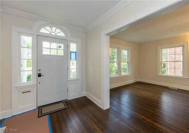 Photo 3 of Single family home for sale at 3119 Keswick Rd, Cleveland, OH 44120 | MLS# 5226289 | Listing updated on 2026-08-11